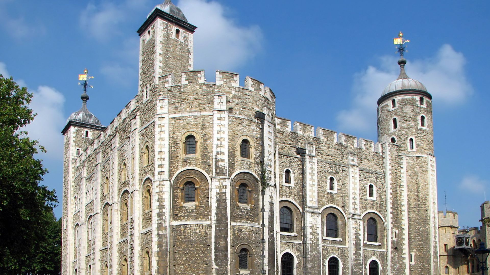 File:Tower of London White Tower.jpg