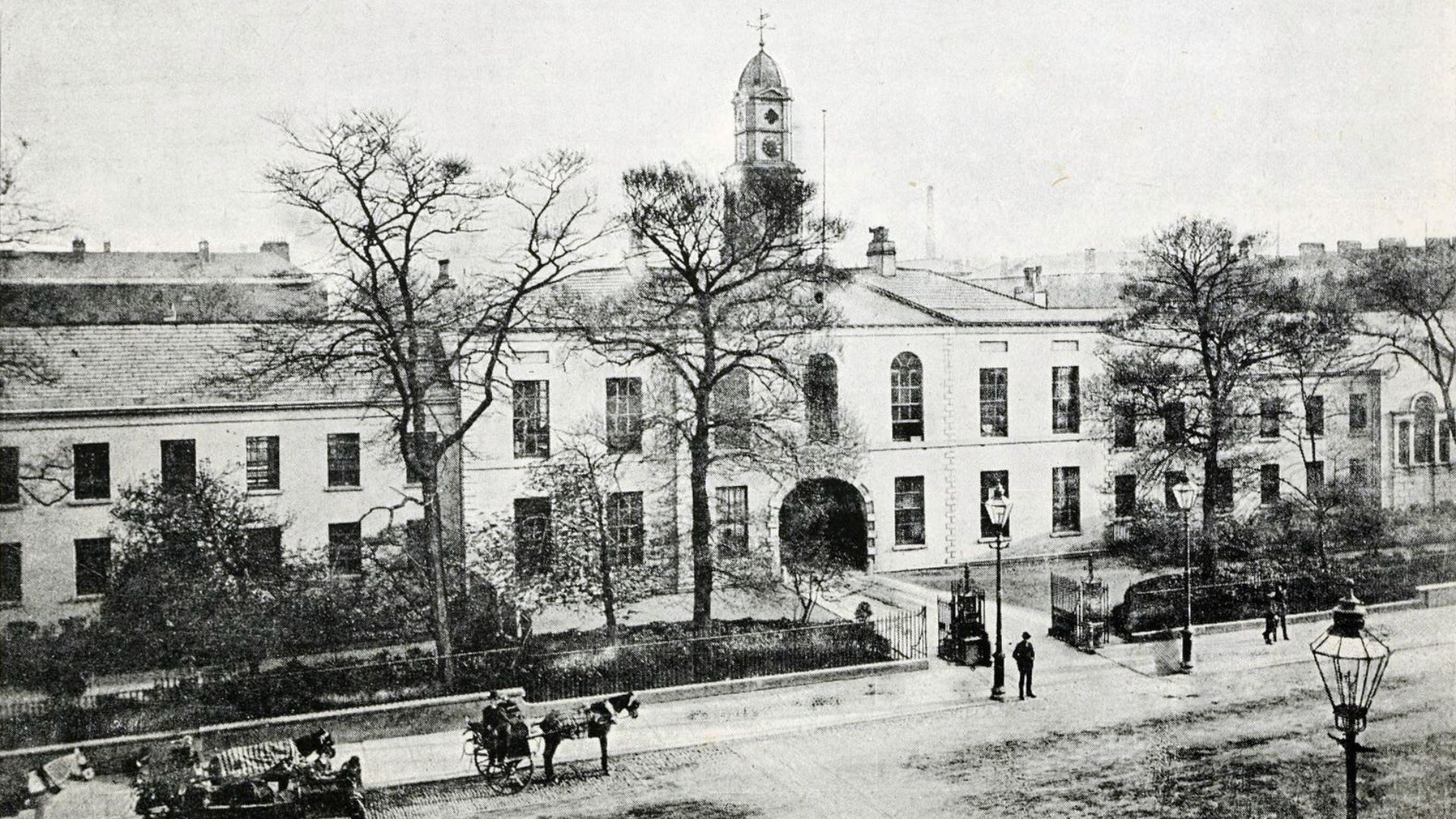 File:Linen Hall Library, 1888.jpg