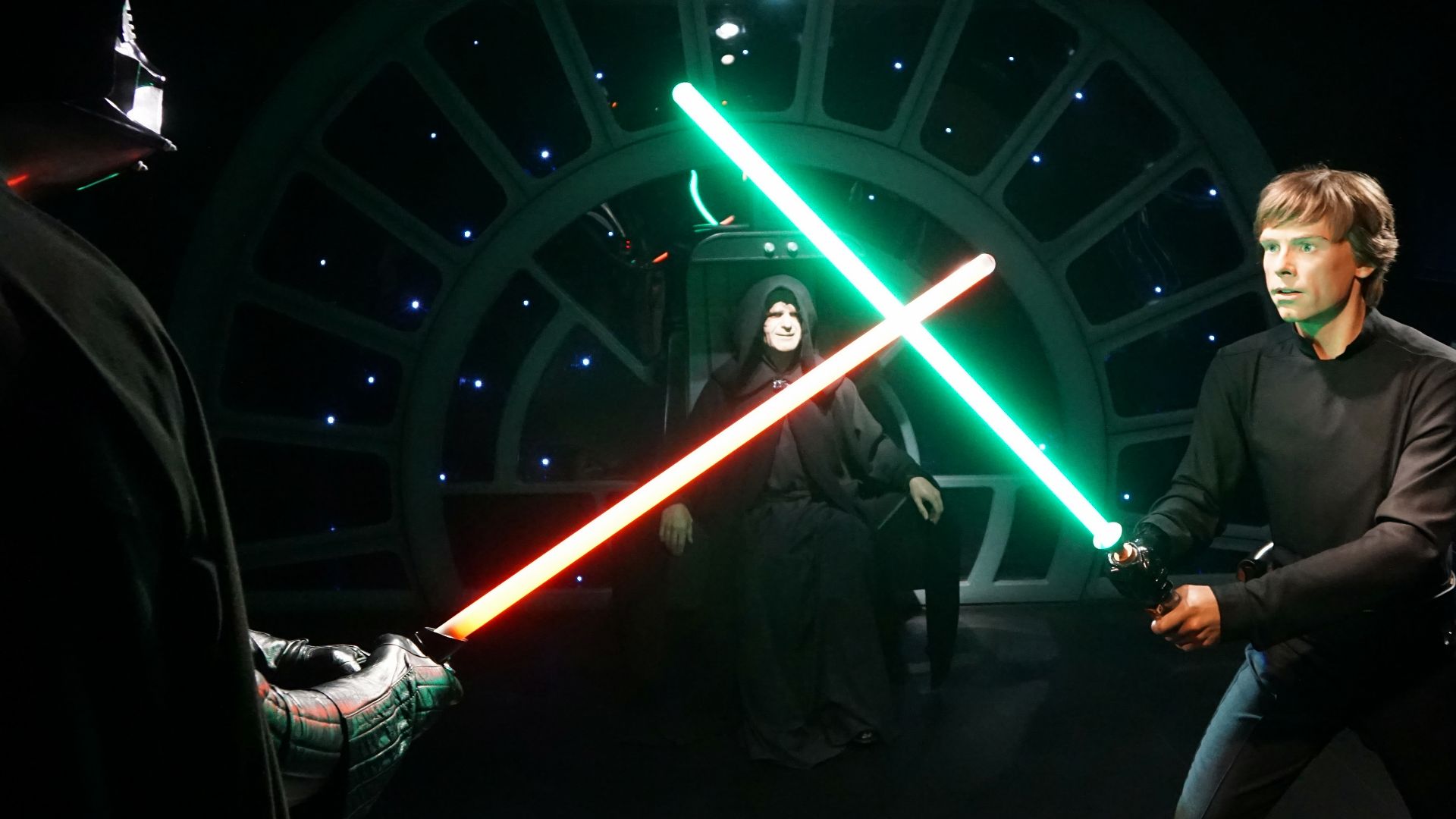 File:Star Wars characters at Madame Tussaud.jpg