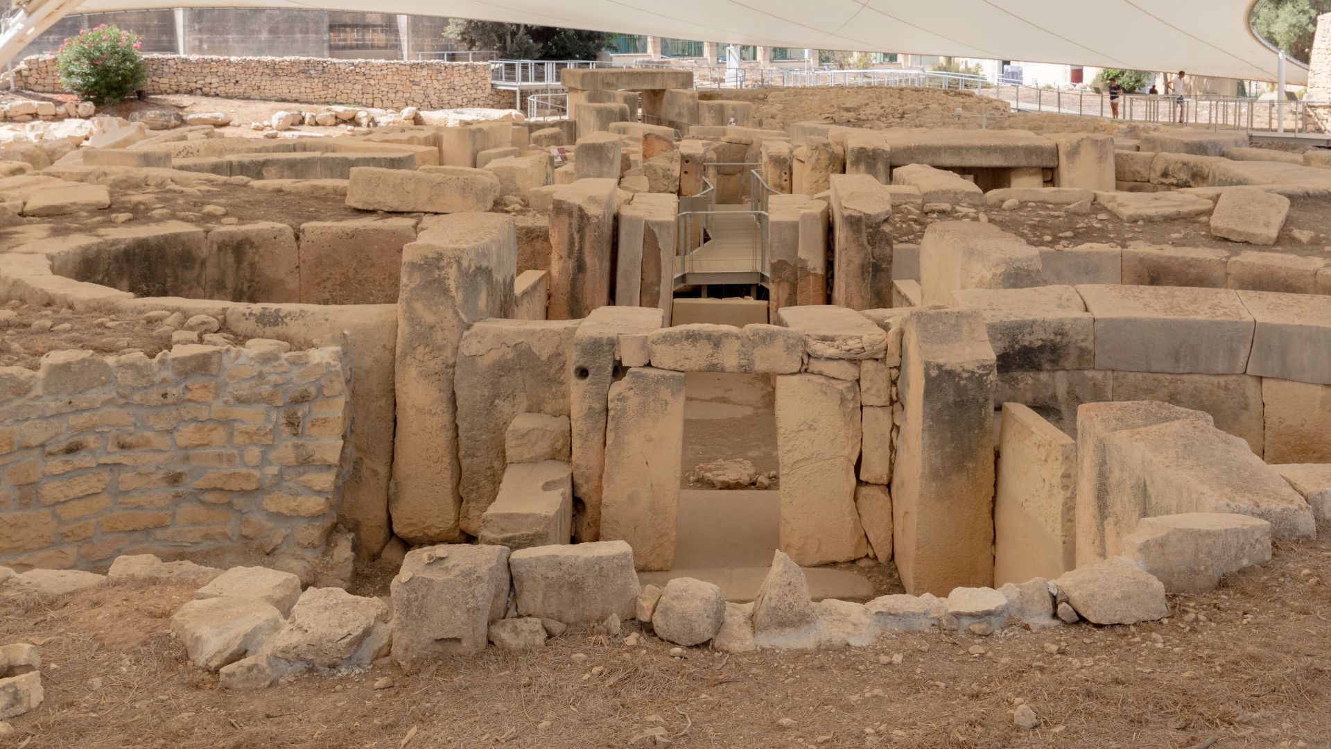 File:Templos de Tarxien, isla de Malta, Malta, 2021-08-25, DD 29.jpg