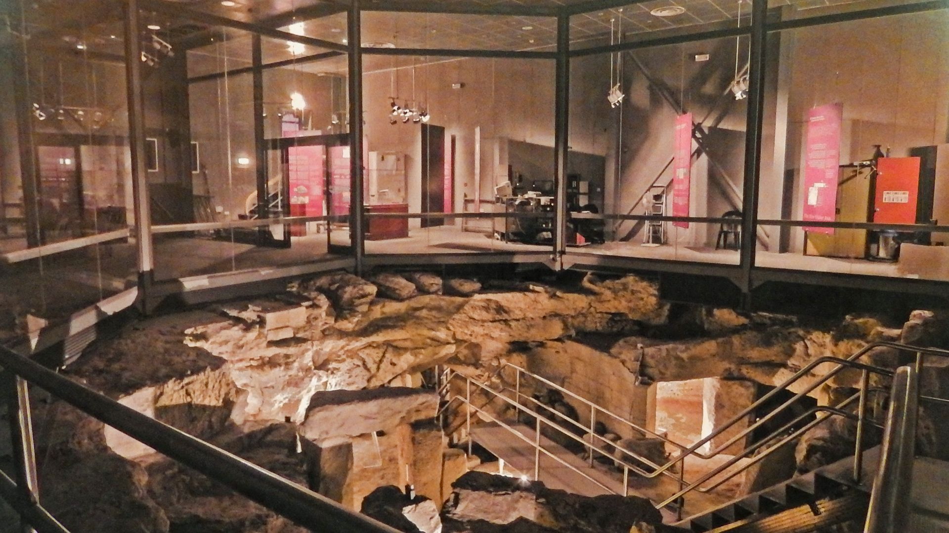 File:Hal Saflieni Hypogeum – Upper Level.jpg