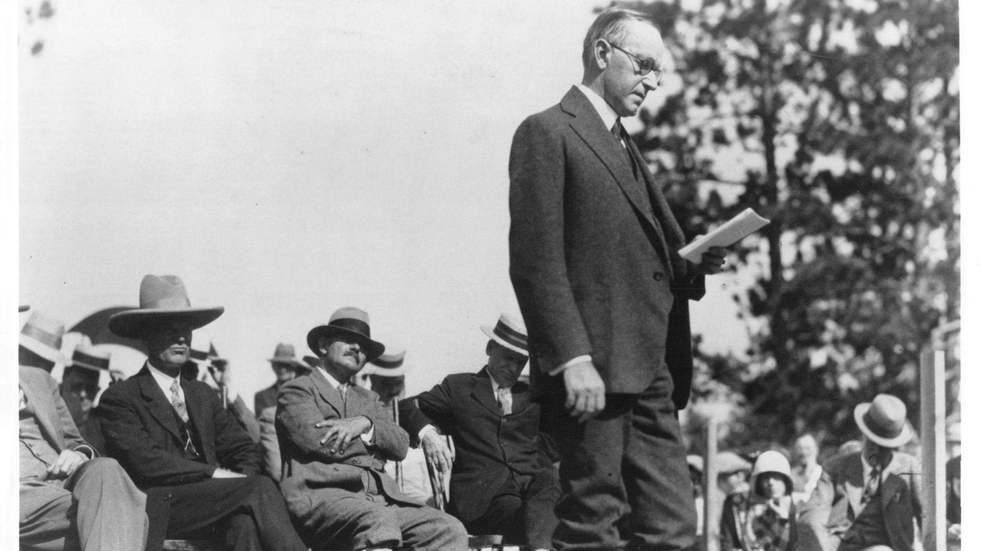 File:Mount Rushmore National Memorial - President Calvin Coolidge speaking at dedication.jpg