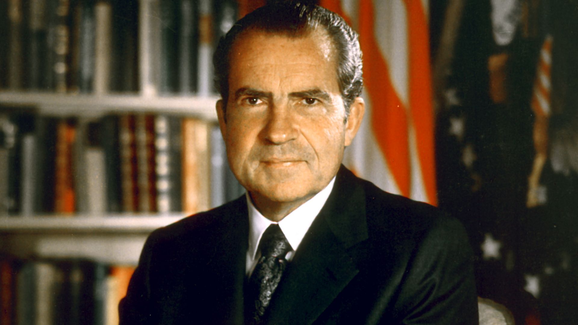 File:Nixon Official Presidential Portrait, 07-08-1971.jpg
