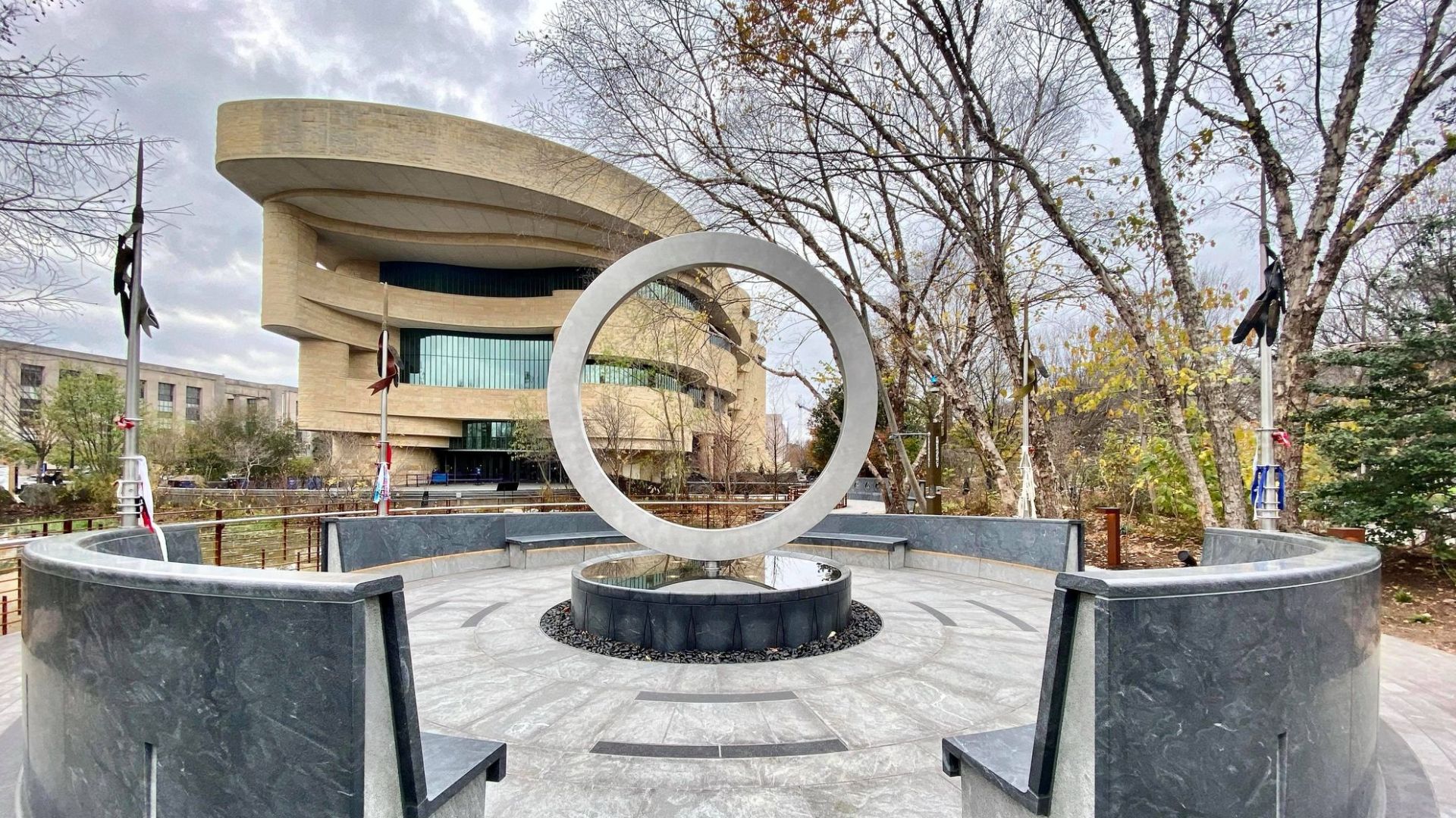 File:NNAVM at NMAI.jpg