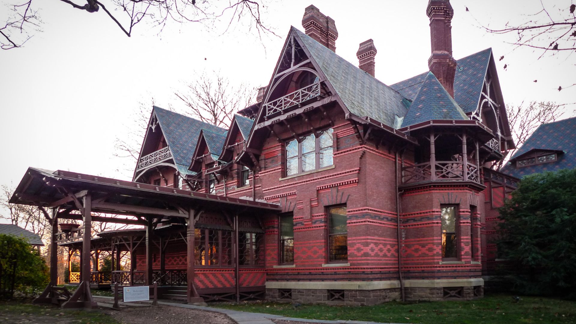 File:Mark Twain House Hartford Connecticut 2009.jpg