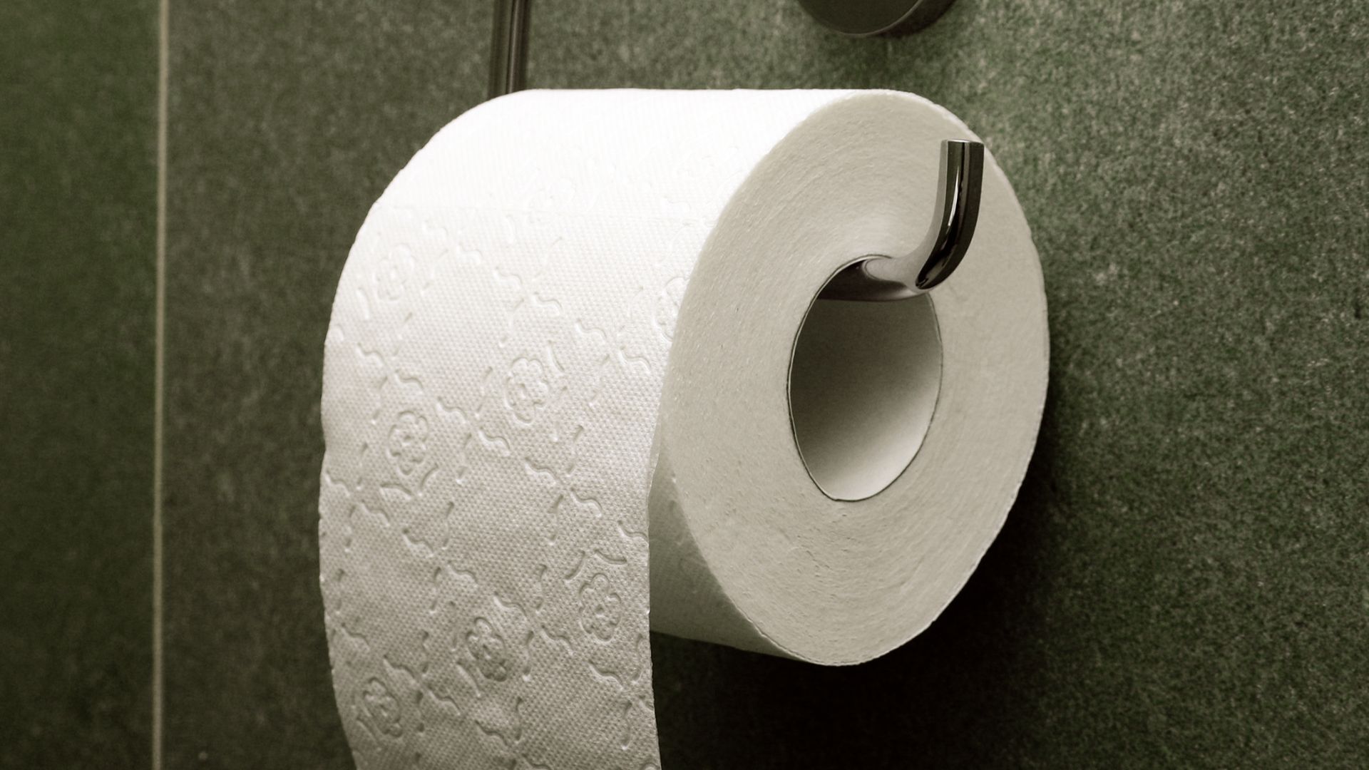 File:Toilet paper orientation over.jpg