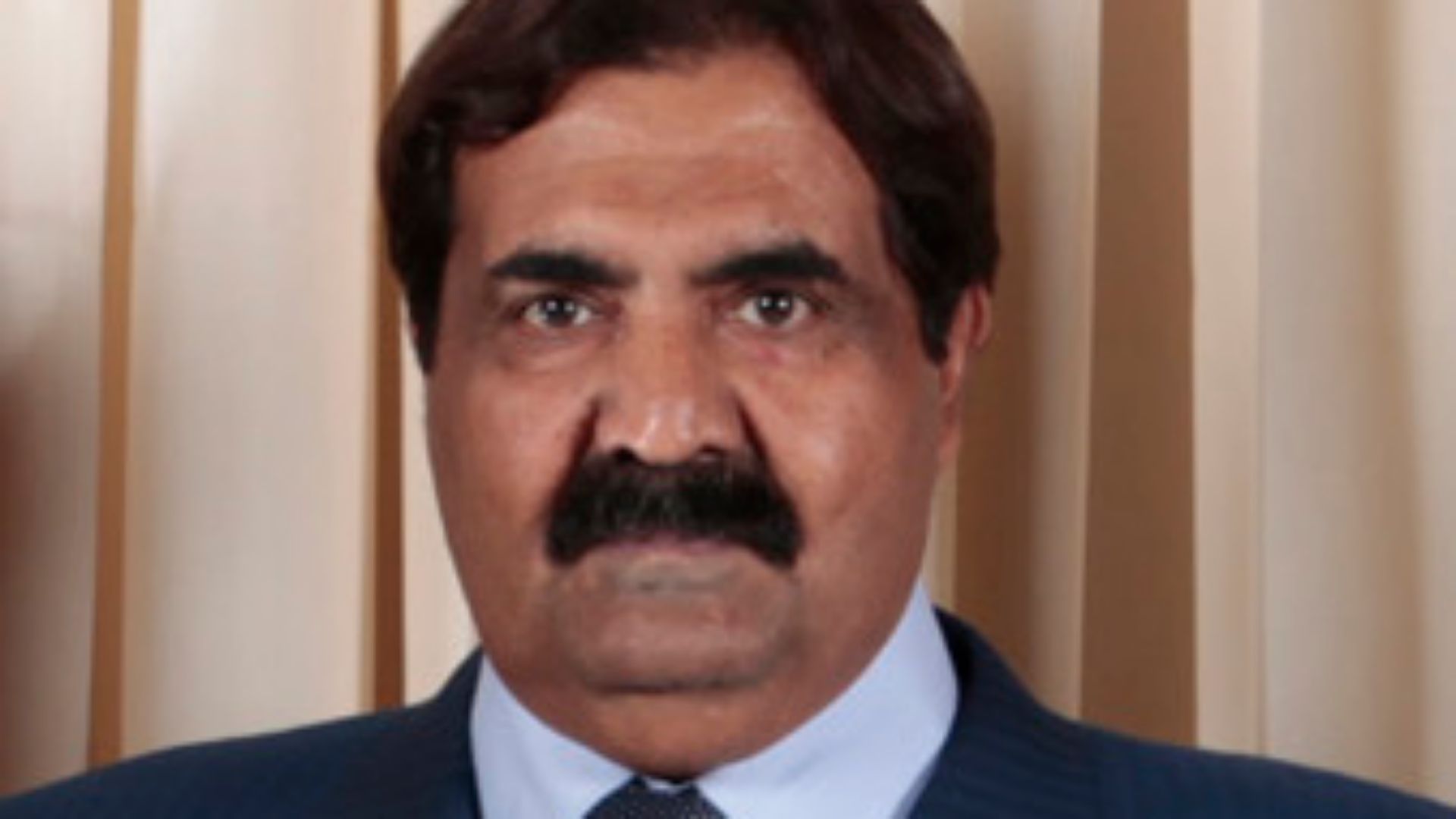 File:Hamad bin Khalifa Al Thani 2009.jpg