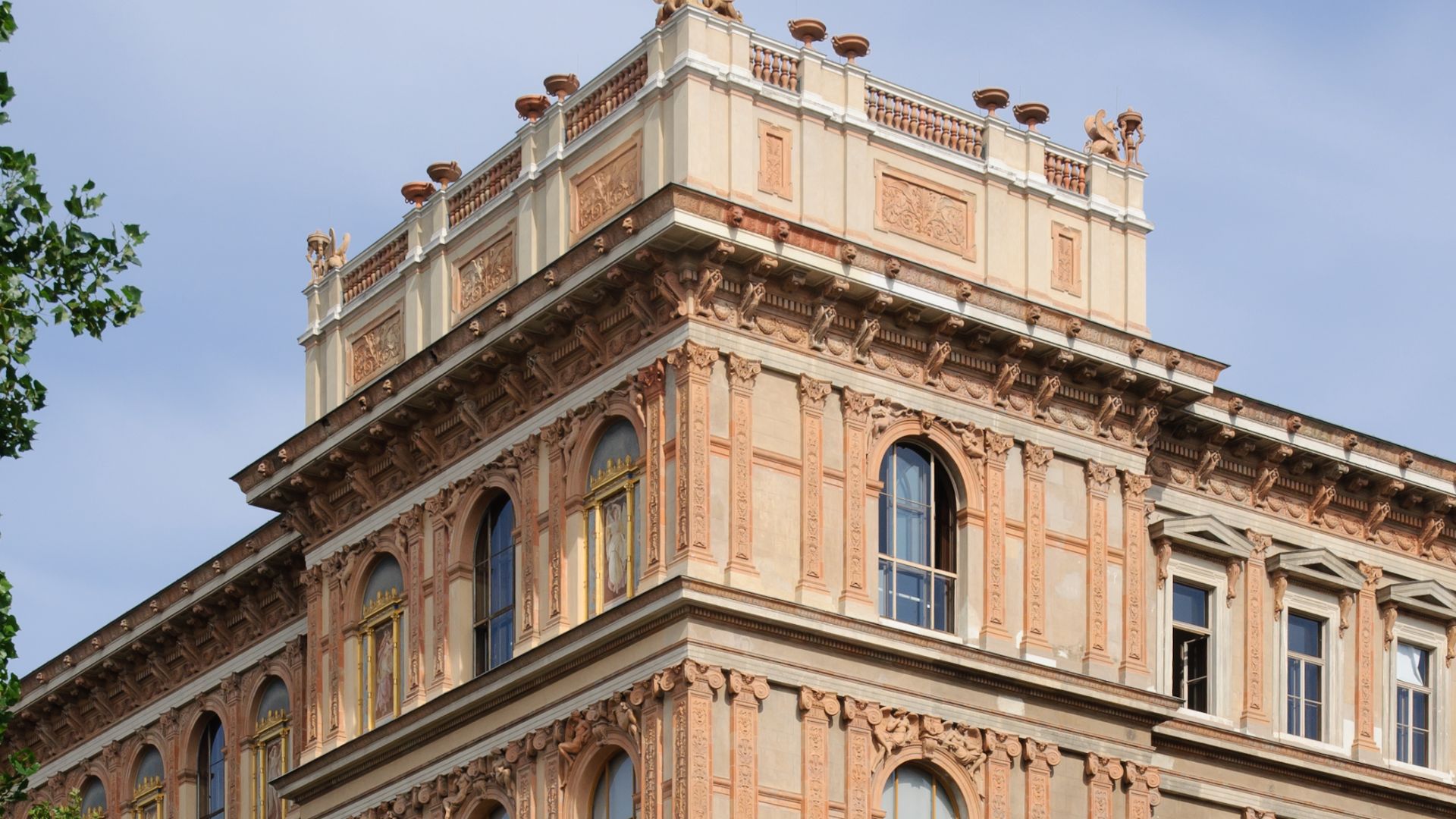 File:Academy of Fine Arts - Vienna.jpg