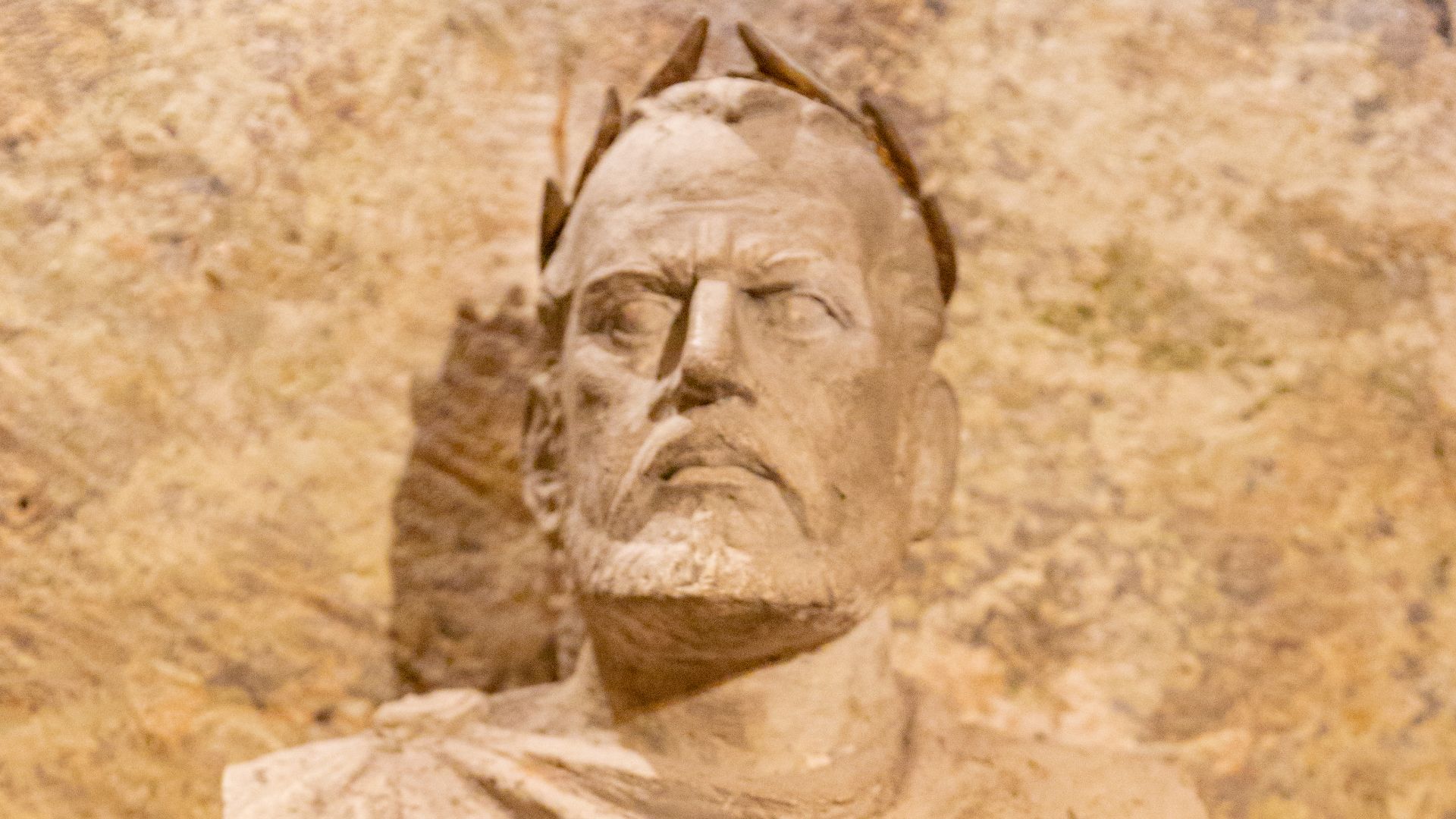 File:Bust of the Roman Emperor Diocletian in Diocletian's Palace in Split, Croatia (48693868977).jpg
