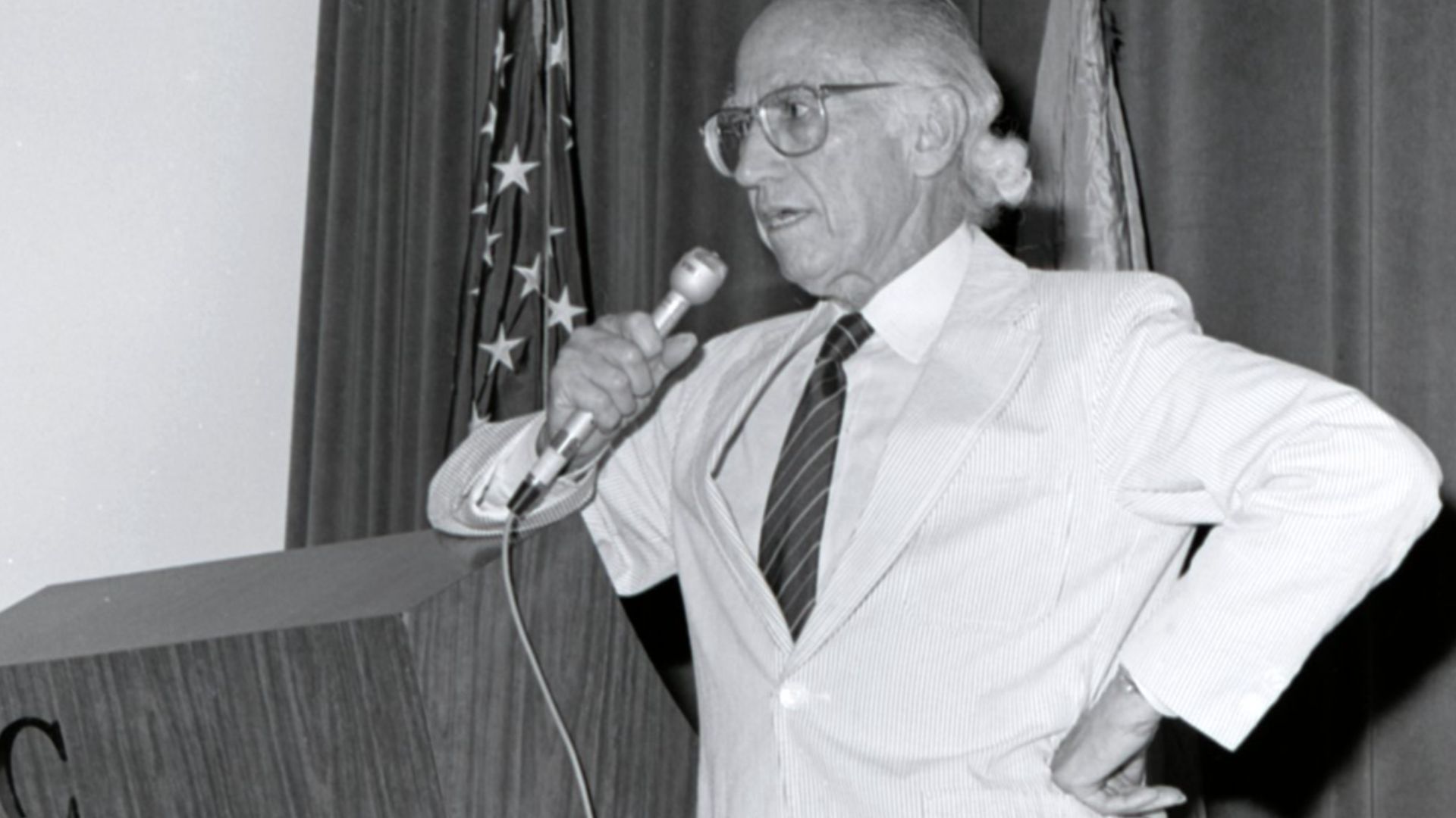 File:Jonas Salk 1988.jpg