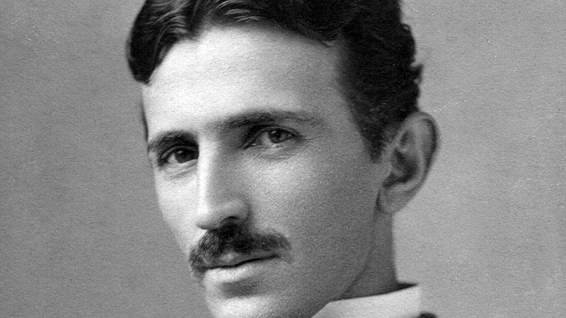 File:Tesla circa 1890.jpeg