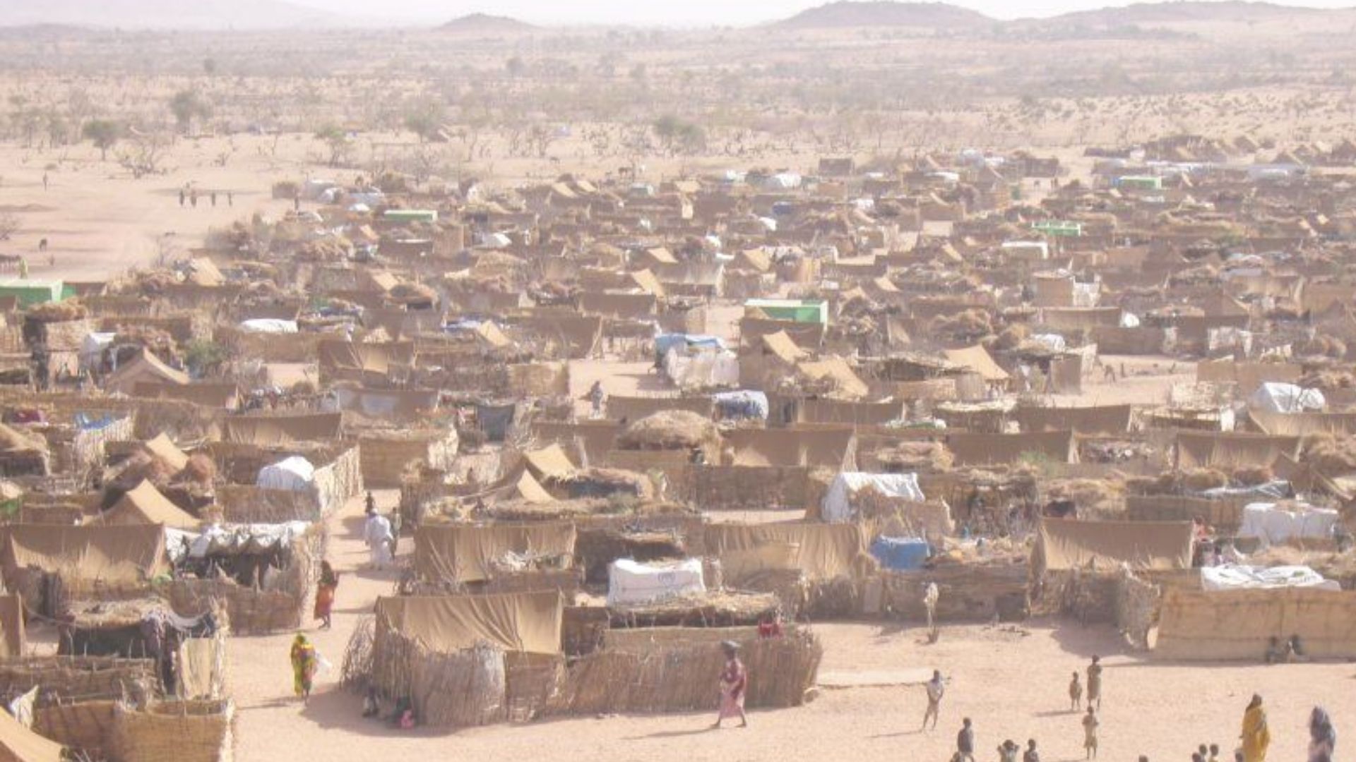 File:Darfur refugee camp in Chad.jpg