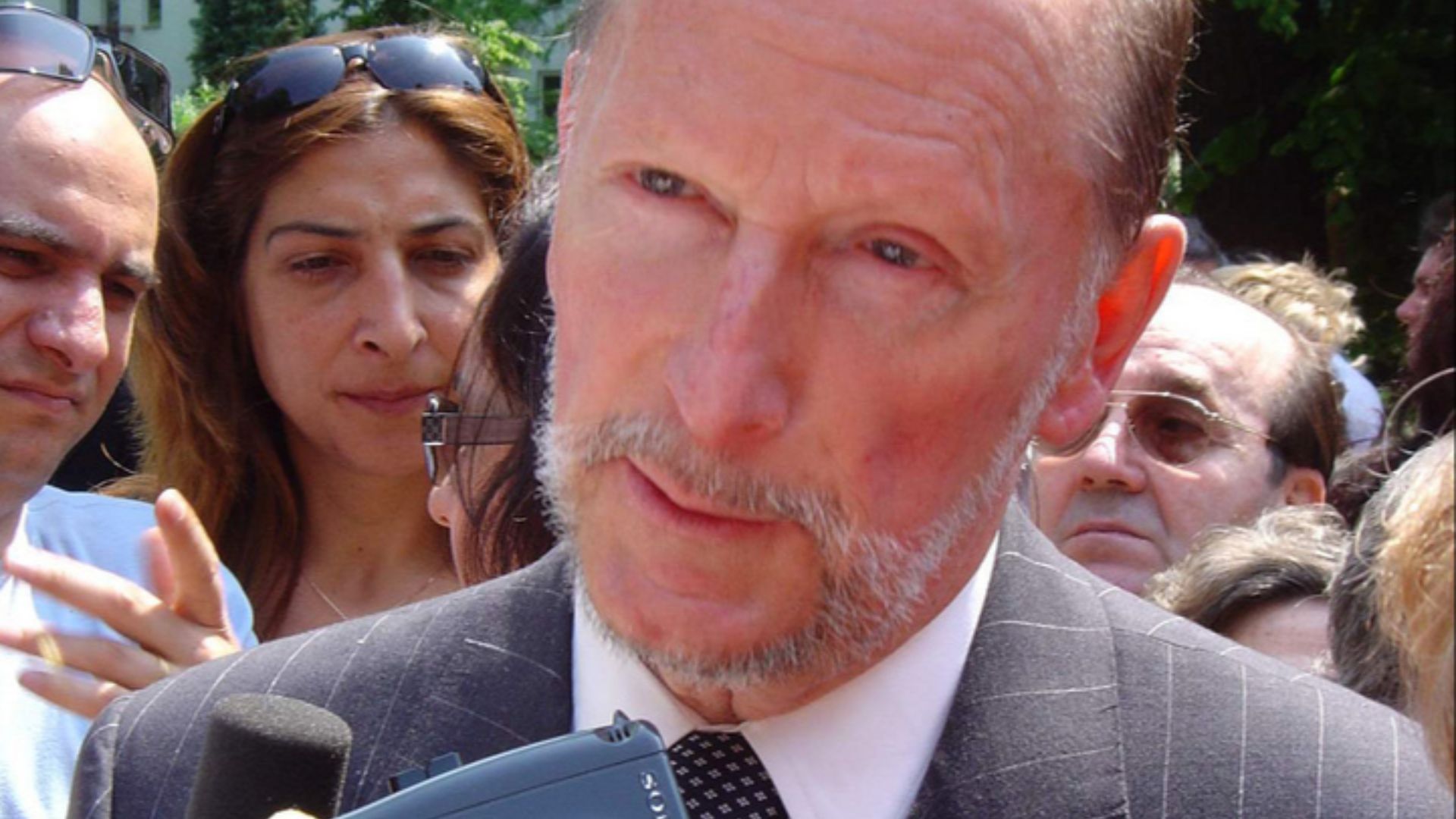 File:Simeon II of Bulgaria.jpg