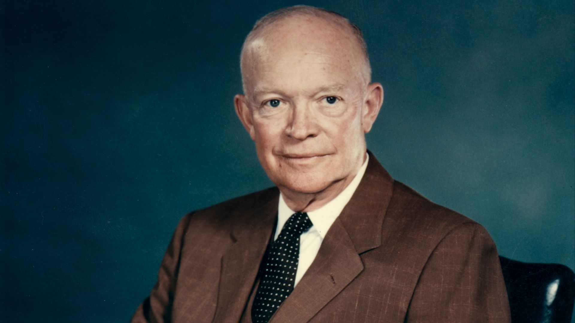 File:Portrait of President Dwight D. Eisenhower - NAID 207121715.jpg
