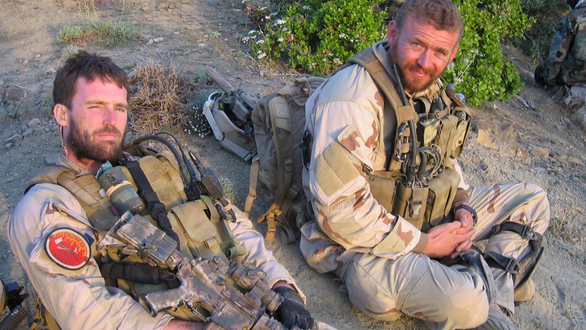 File:US Navy 050628-N-0000X-005 Navy file photo of SEAL Lt. Michael P. Murphy, from Patchogue, N.Y., and Sonar Technician (Surface) 2nd Class Matthew G. Axelson, of Cupertino, Calif., taken in Afghanistan.jpg