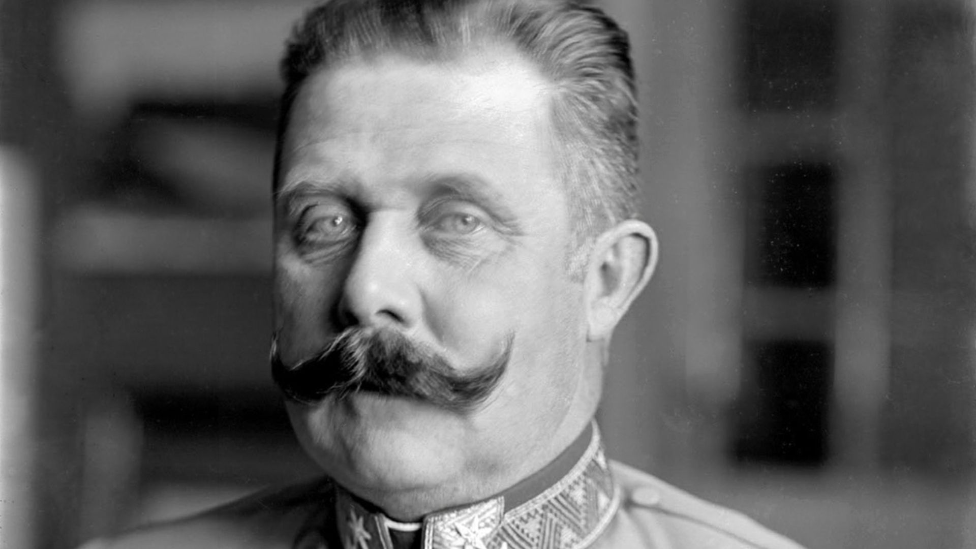 File:Ferdinand Schmutzer - Franz Ferdinand von Österreich-Este, um 1914.jpg