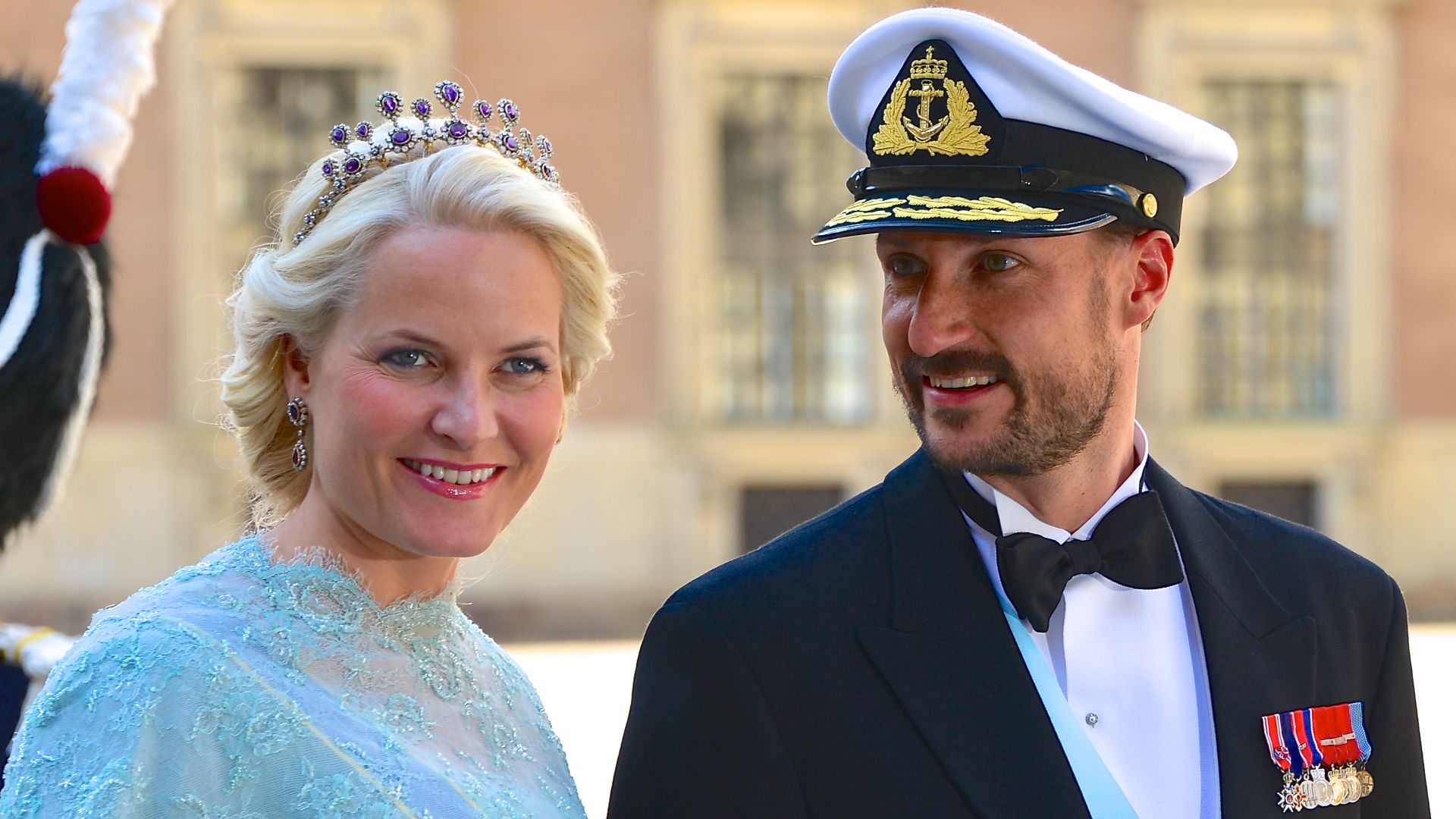 File:Mette-Marit av Norge & Haakon Magnus av Norge -2.jpg