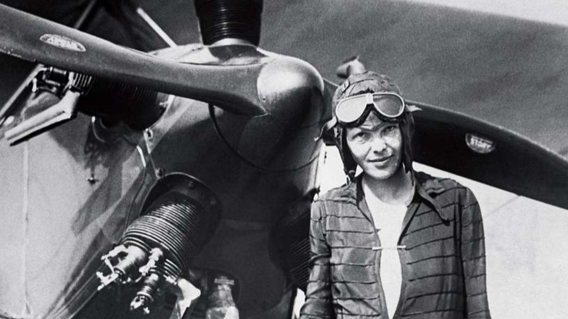 File:Amelia earhart retrato.jpg