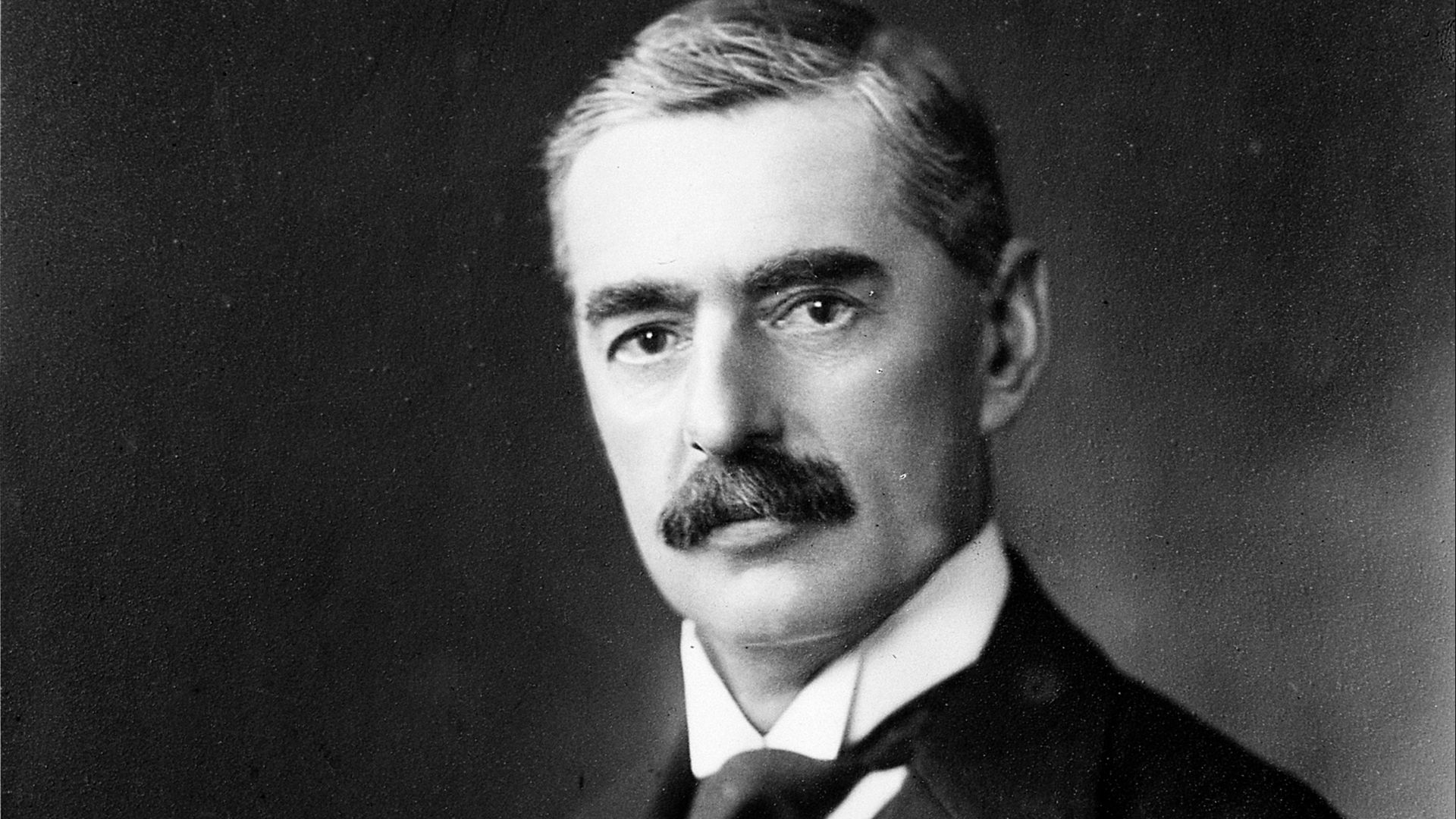 File:Right Honourable Neville Chamberlain. Wellcome M0003096.jpg
