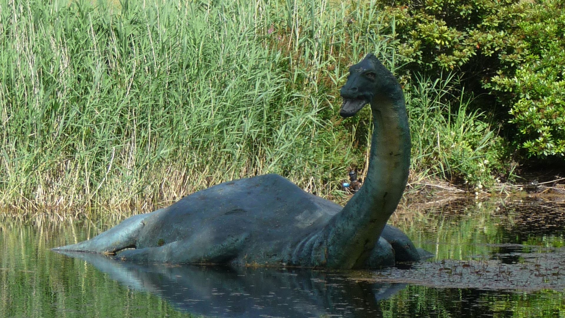 File:Loch Ness Monster 02.jpg