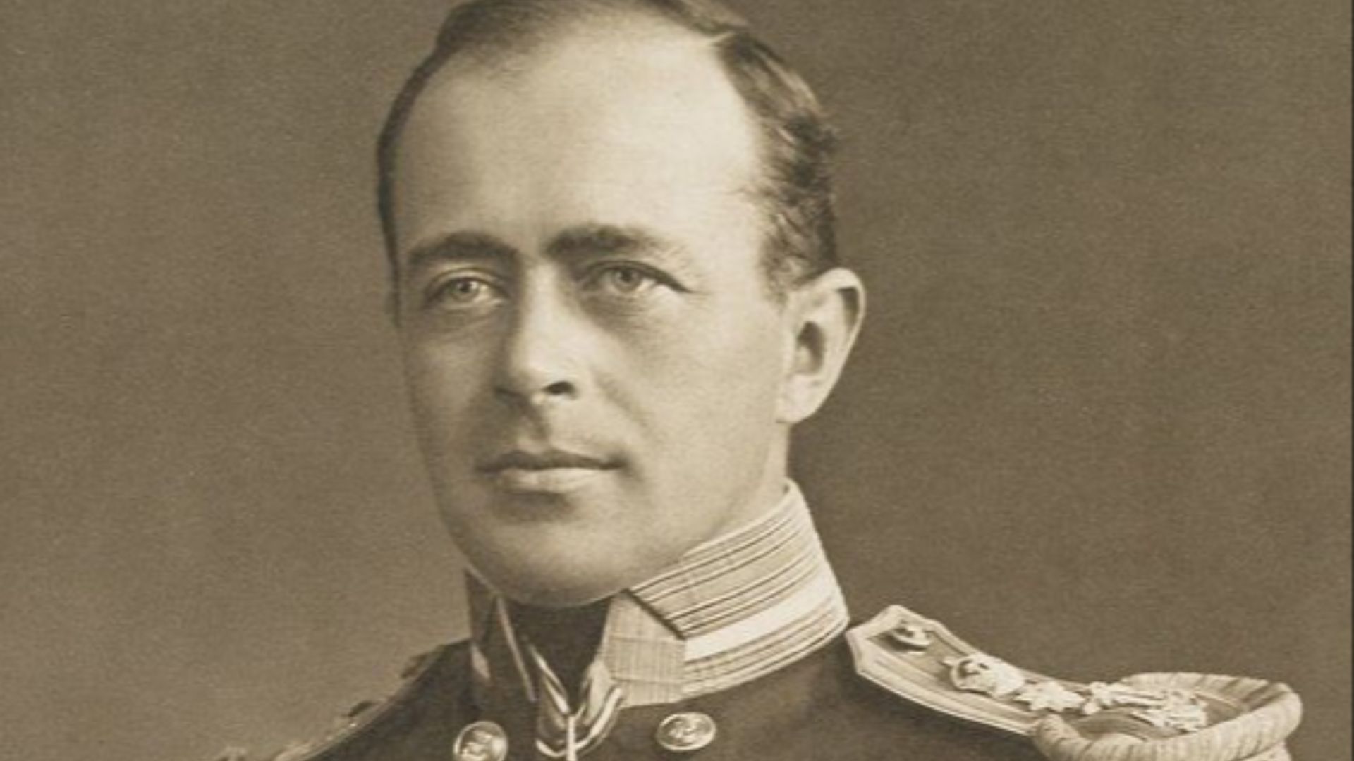 File:Scott of the Antarctic crop.jpg