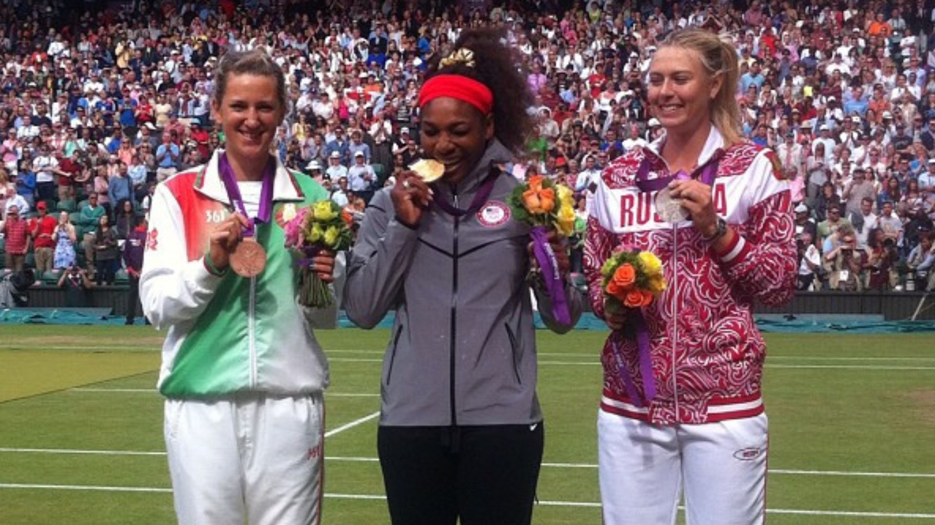 File:Victoria Azarenka, Serena Williams and Maria Sharapova with medals 2012.jpg