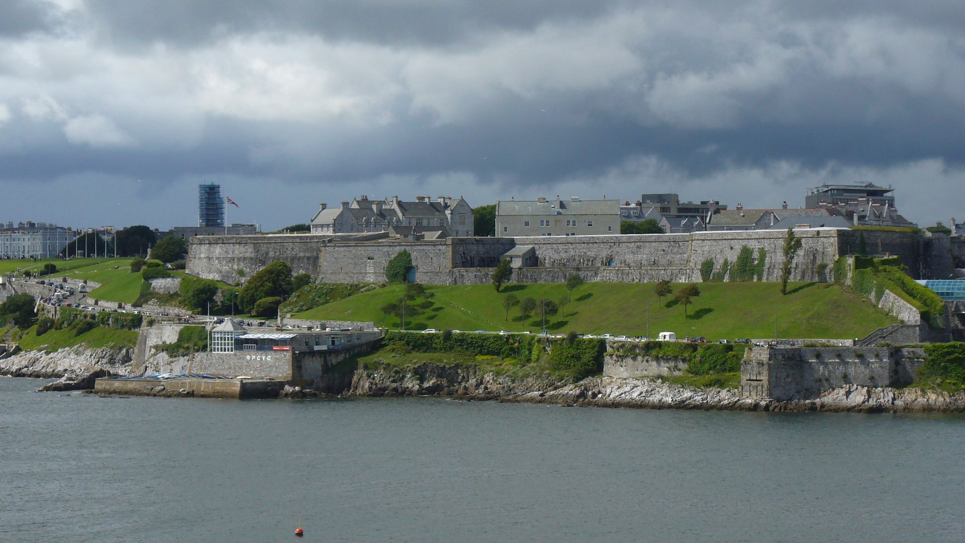 File:The Royal Citadel, Plymouth from Mount Batten.jpg