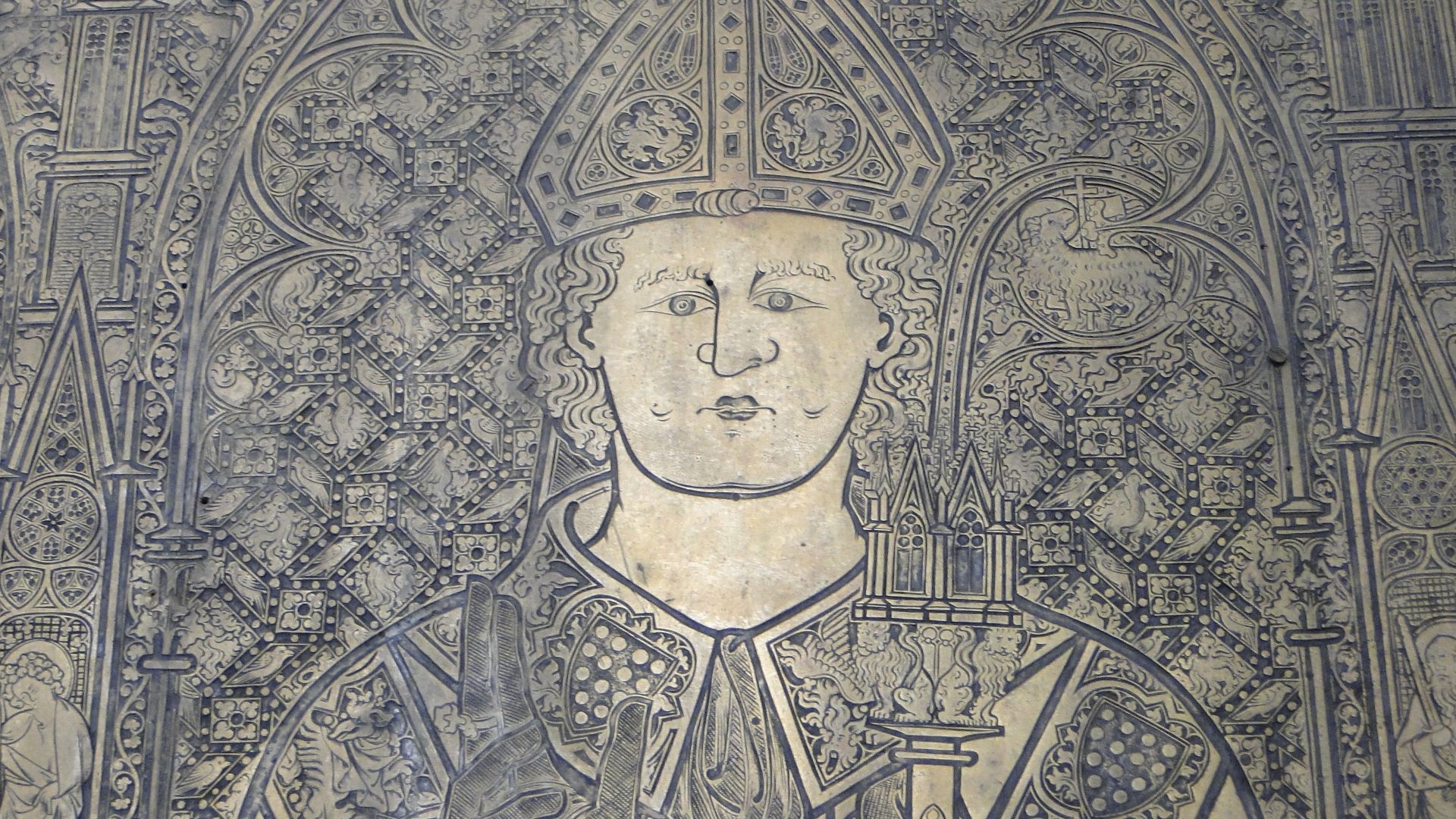 File:Schwerin Dom Doppelgrabplatte Ludolf und Heinrich I. von Bülow 2014-05-23 6.JPG