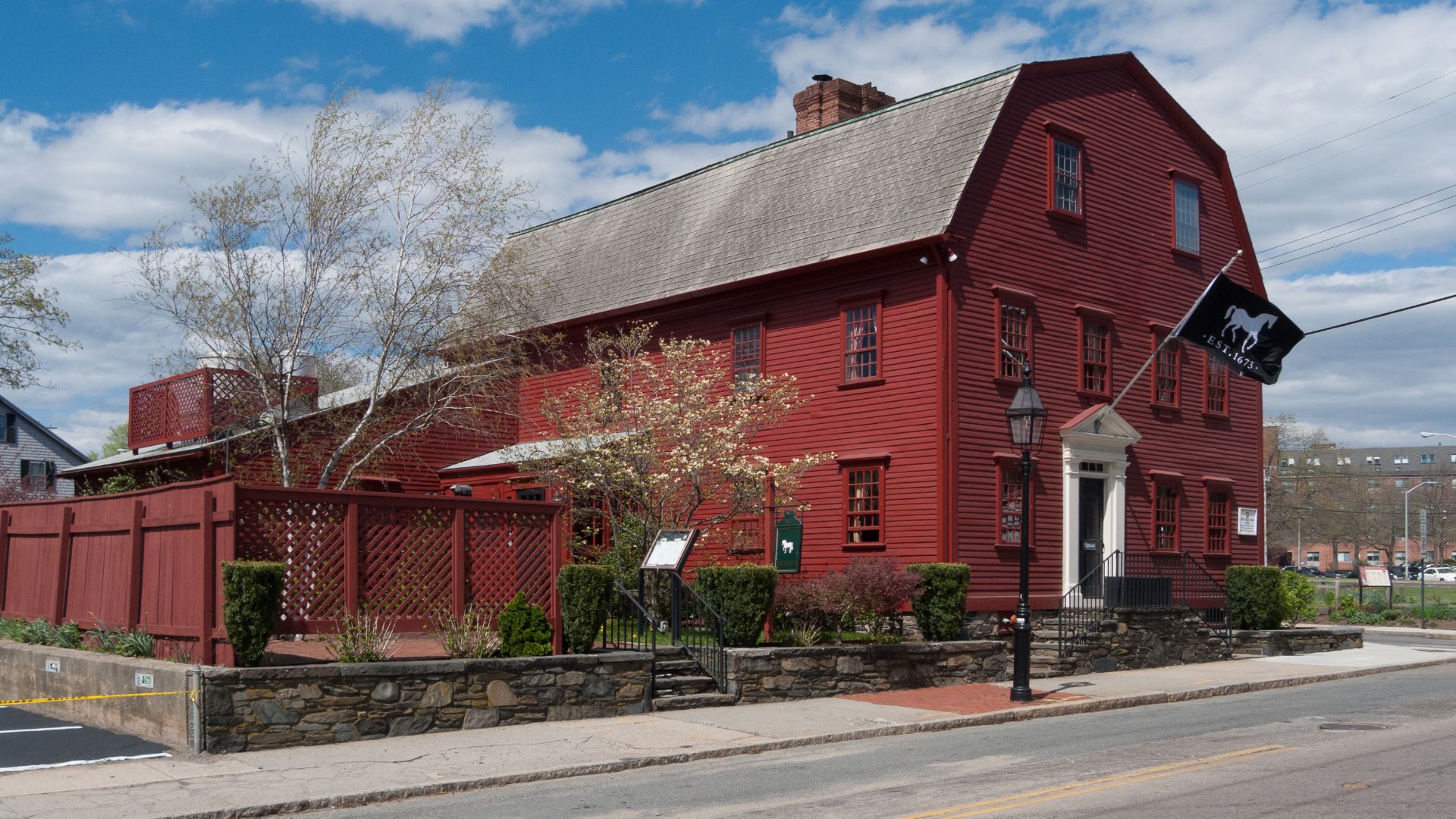 File:The White Horse Tavern Newport Rhode Island est. 1673.jpg