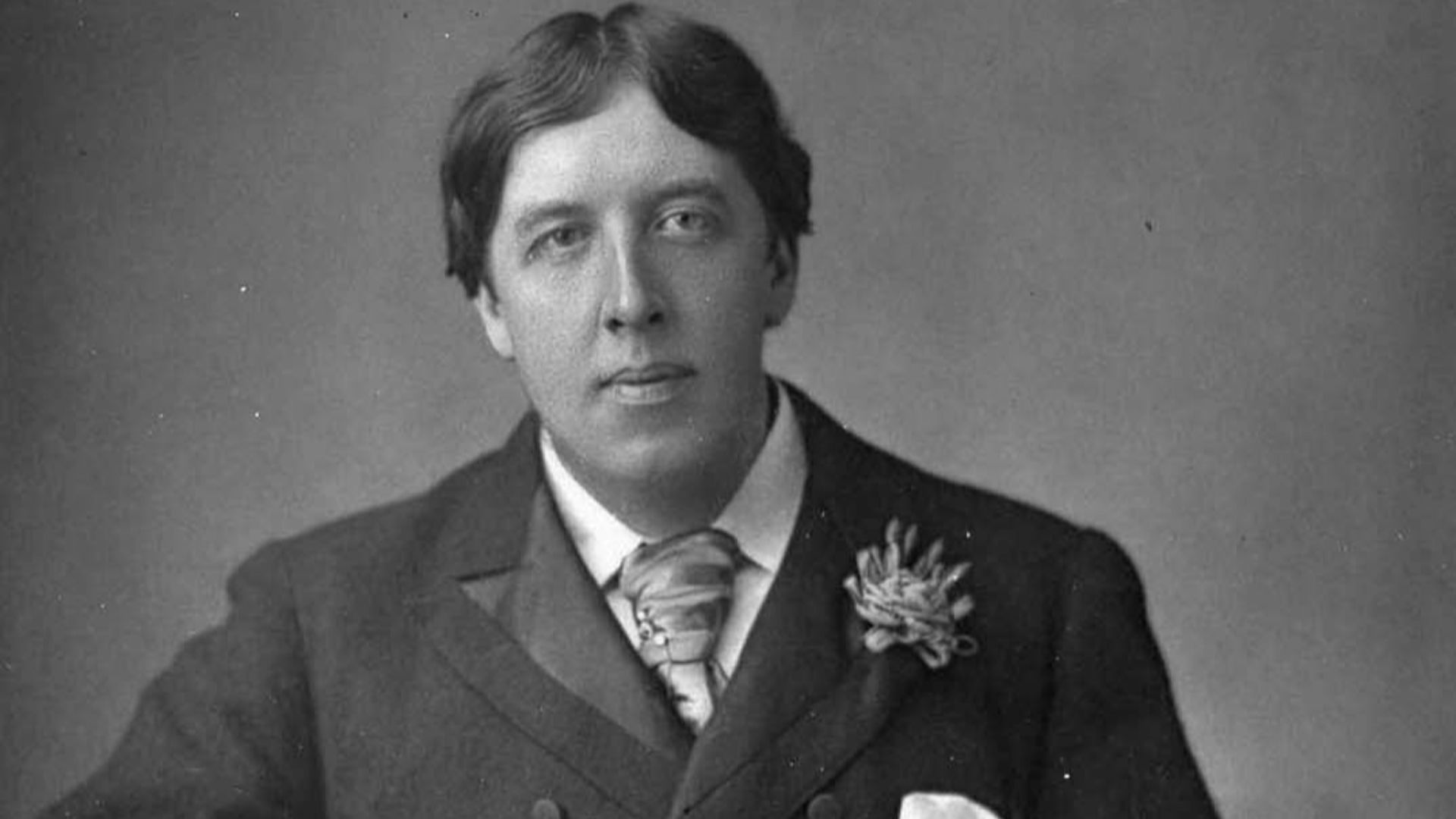 File:Oscar Wilde (1854-1900) 1889, May 23. Picture by W. and D. Downey.jpg