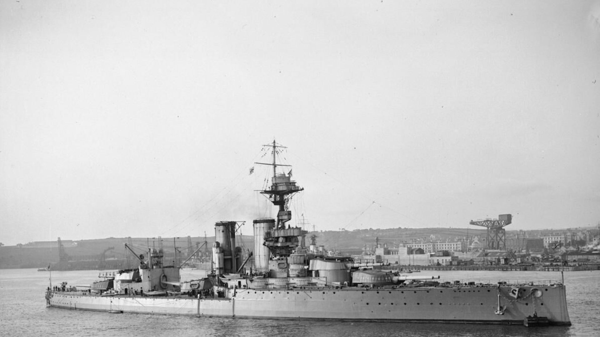 File:HMS Centurion at Rosyth 1918 IWM Q 13955.jpg