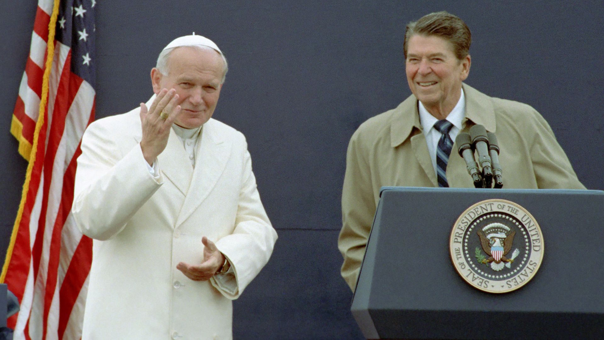 File:President Ronald Reagan and Pope John Paul II at the Fairbanks Airport in Alaska.jpg