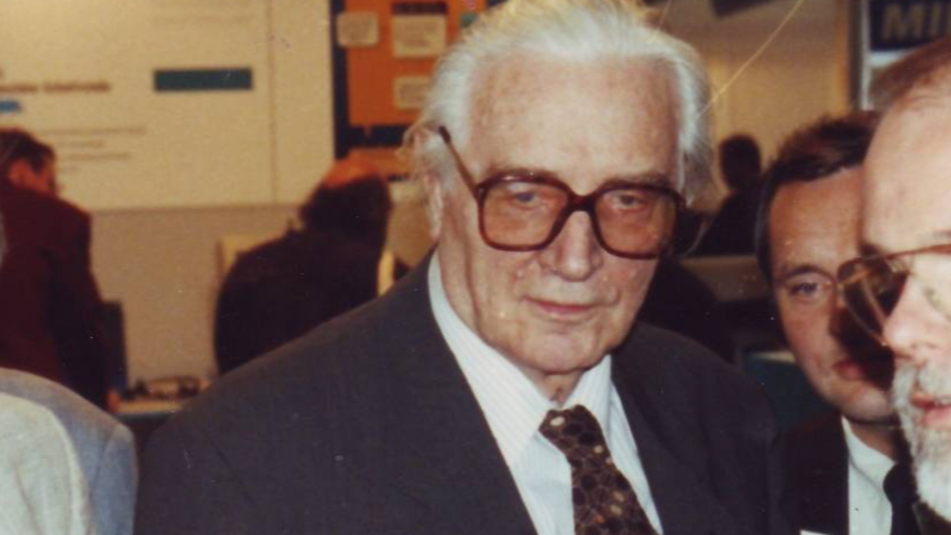 File:Heinz Billing und Konrad Zuse - SYSTEMS 1991.jpg