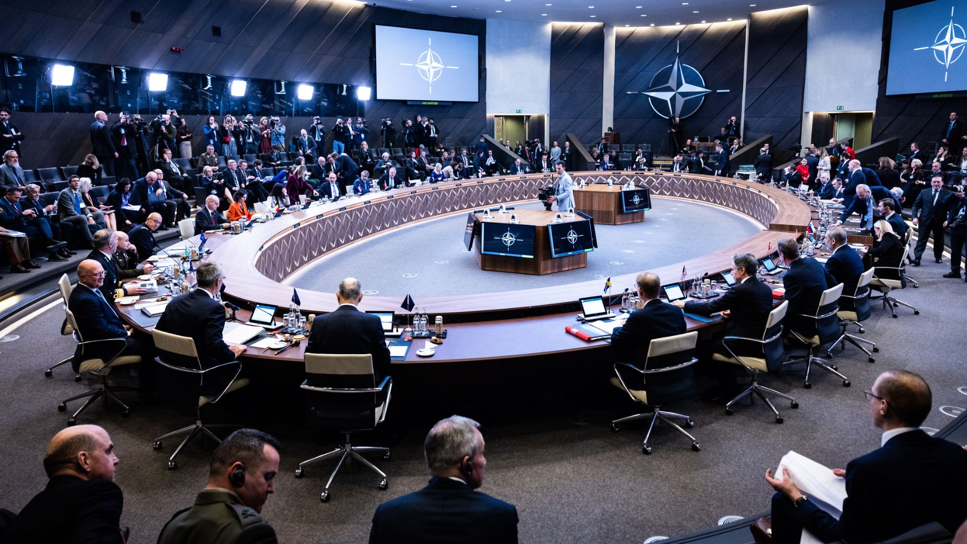File:NATO välisministrite kohtumine Brüsselis 28.11-29 - Foreign Ministry of Estonia at NATO on 28 November 2023 - 2.jpg