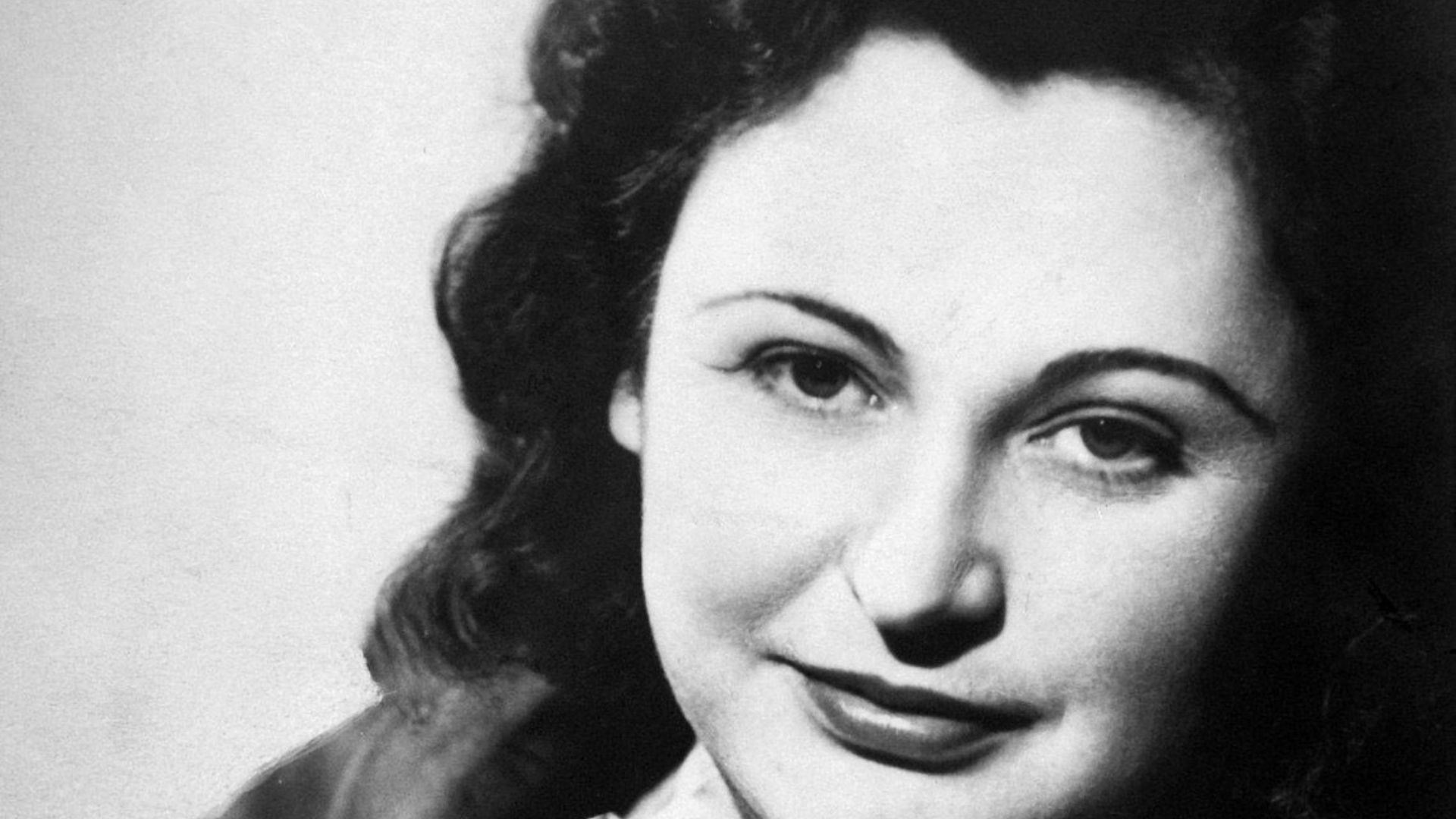 File:Nancy Wake (1945).jpg