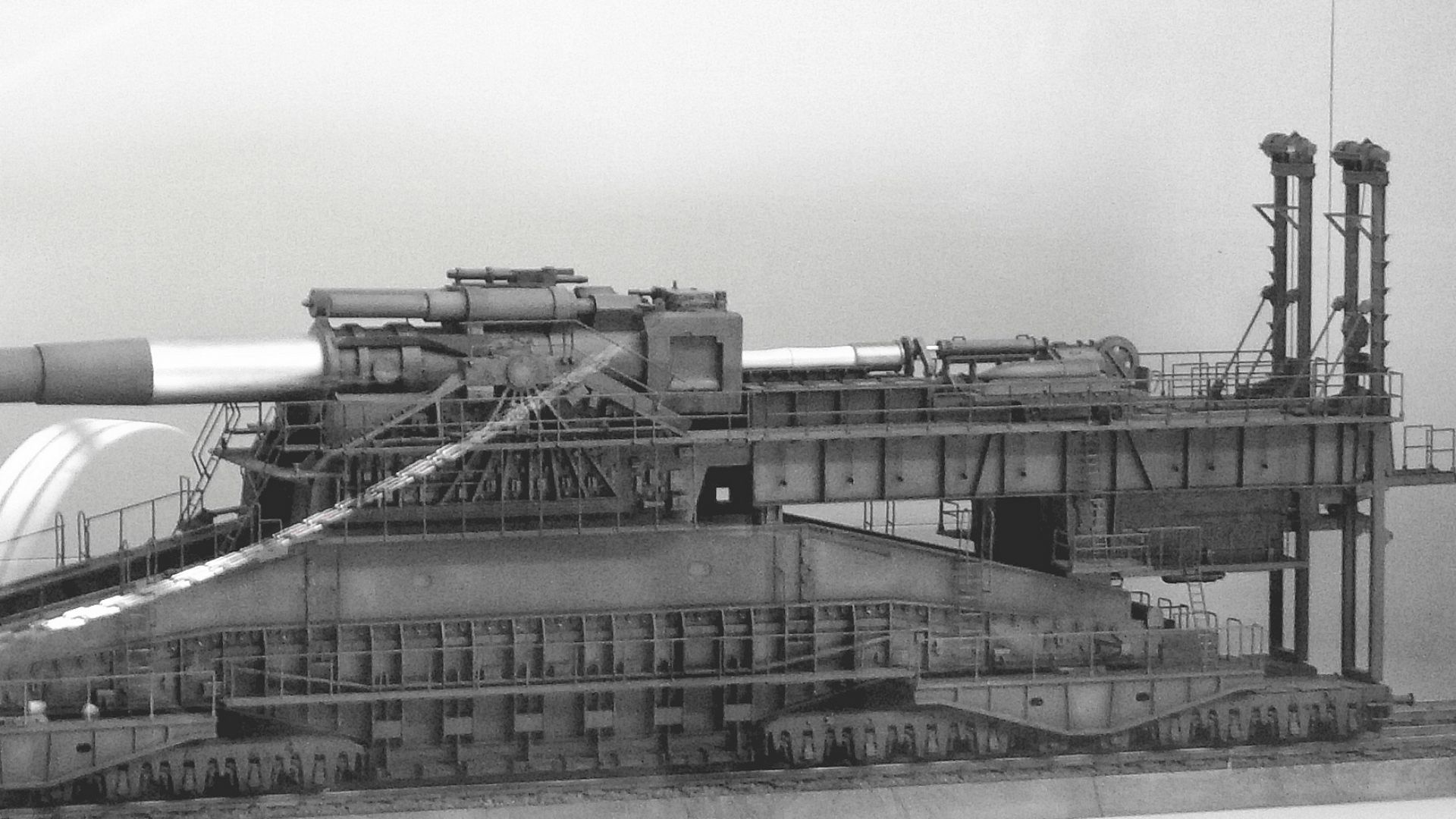 File:GeschützDora2.JPG