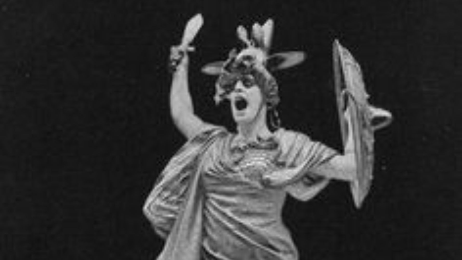 File:Image of Enyo the Goddess- 2014-04-16 07-17.jpg