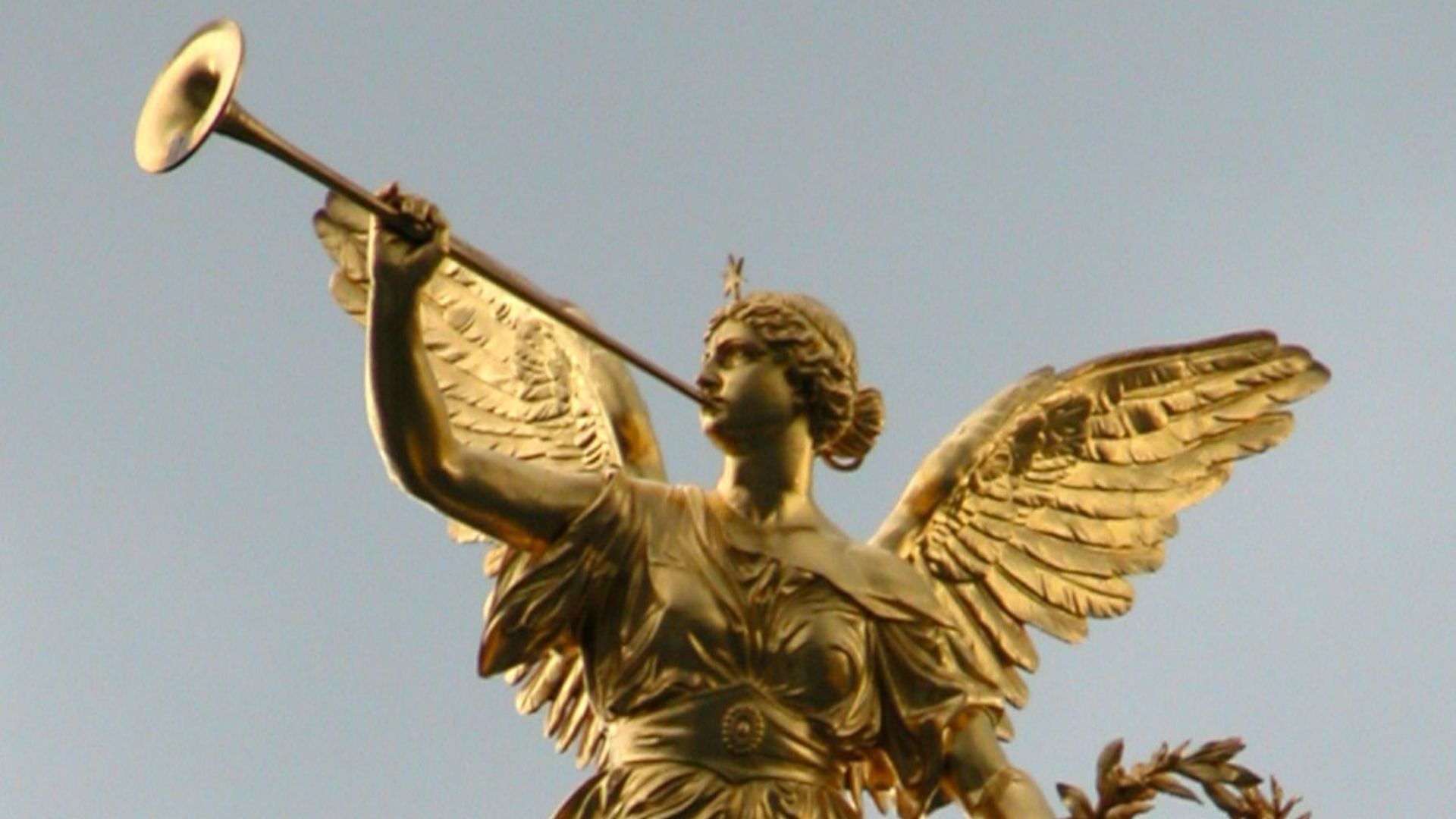 File:Dresden Fama (2005).jpg