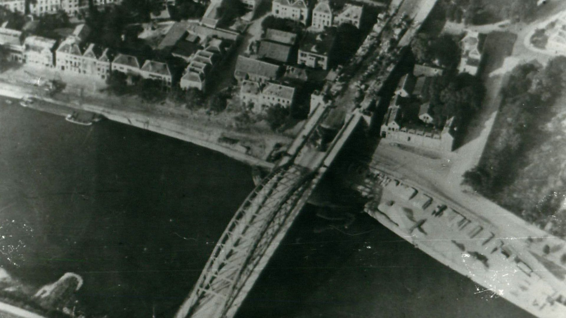 File:Aerial view of the bridge over the Neder Rijn, Arnhem.jpg