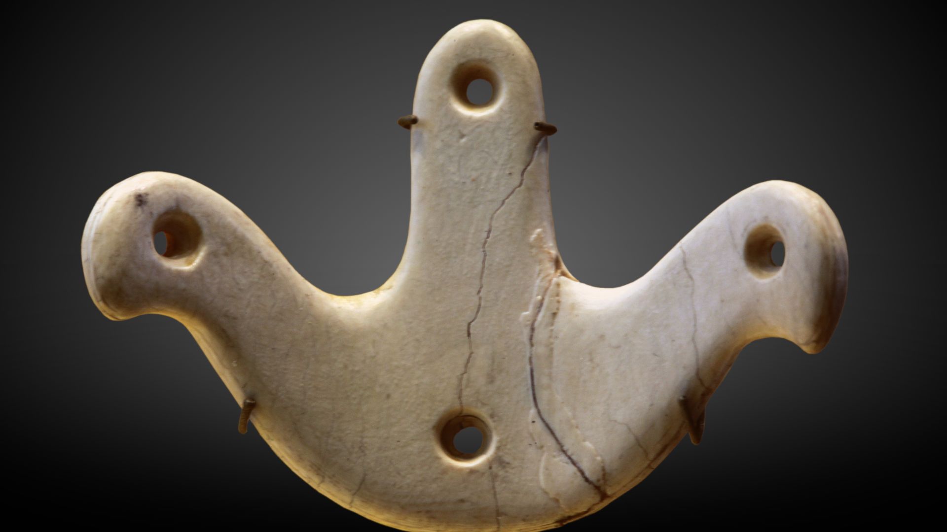 File:Bird pendant-E 27440-IMG 9562-gradient.jpg