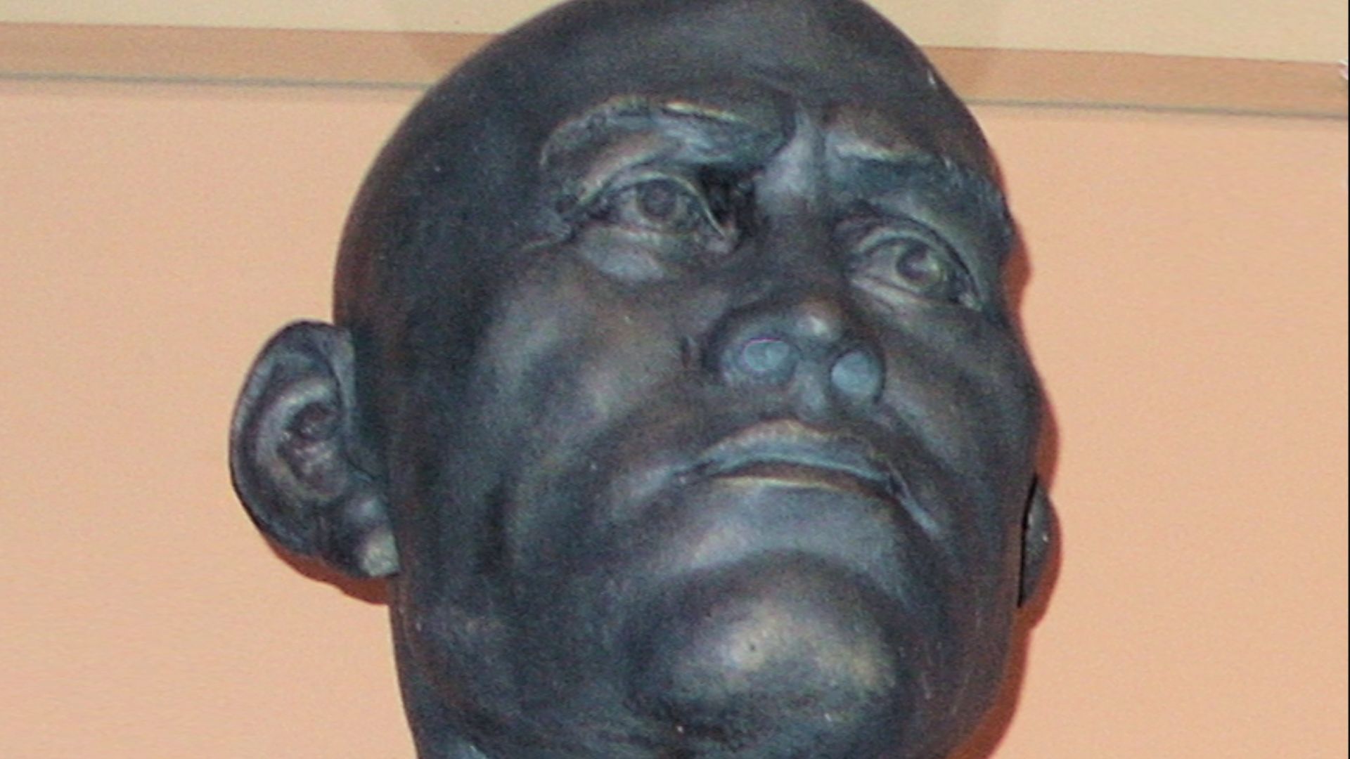 File:Sunghir man, forensic reconstruction by M.M. Gerasimov.jpg