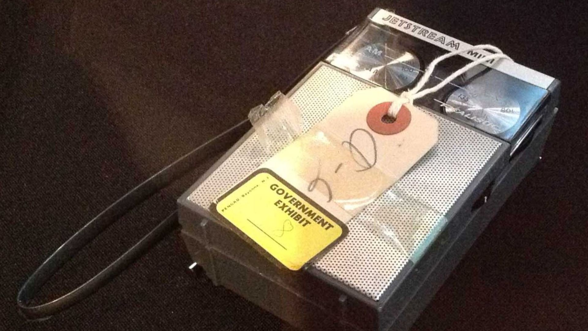 File:Transistor radio used in the Watergate break-in.jpg