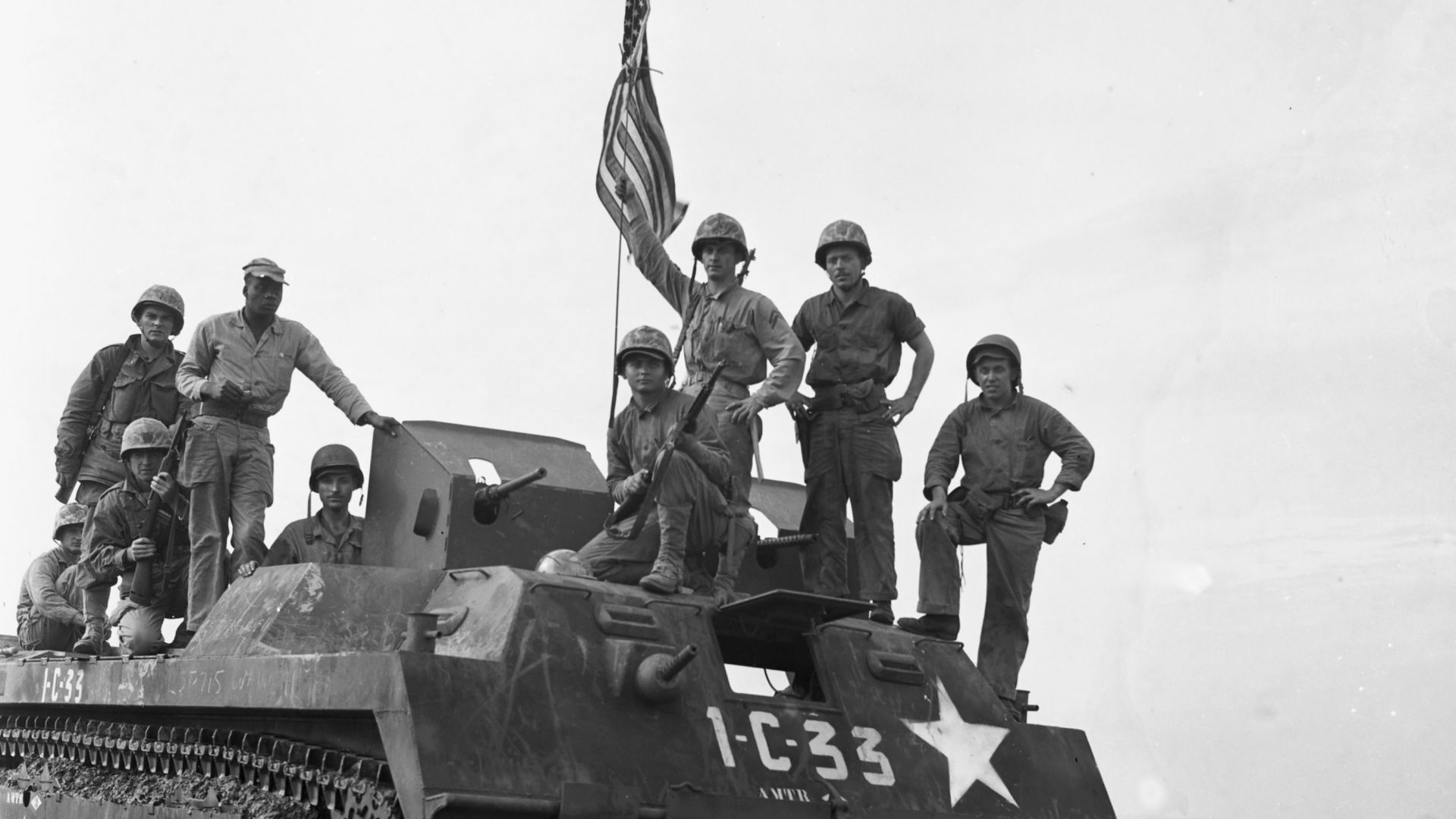 File:Marines on LVT at Inchon 1950.jpg