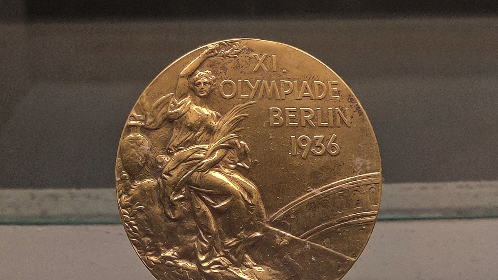 File:Gold medal of Toni Merkens, 1936.jpg