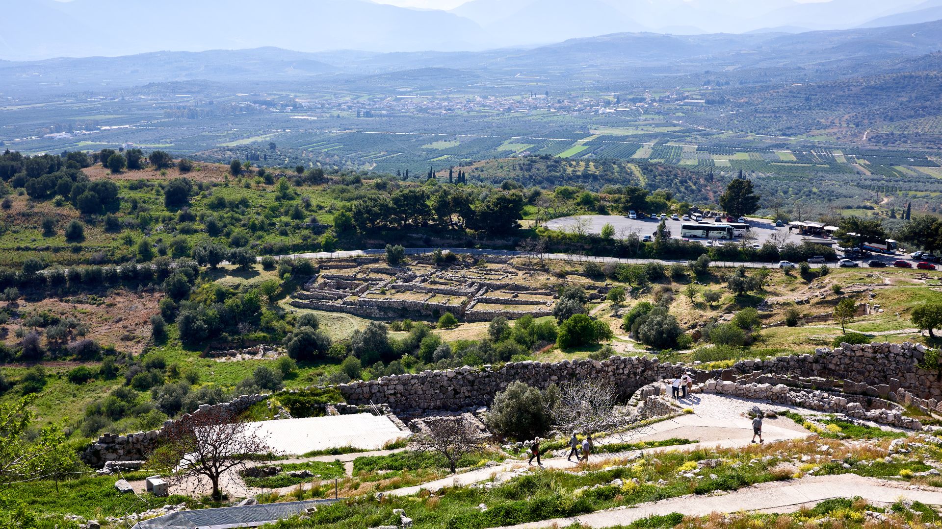 File:View of the archaeological site of Mycenae and its parking lot from the acropolis of Mycenae.jpg