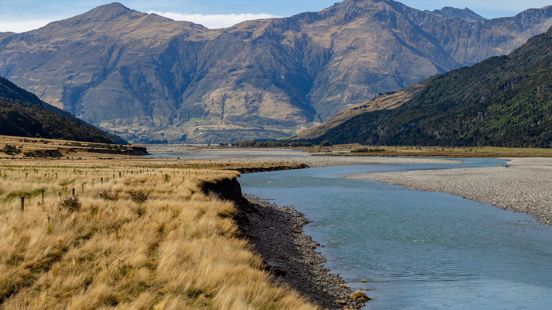 File:Wilkin River close to its confluence with Makarora River, Otago, New Zealand.jpg