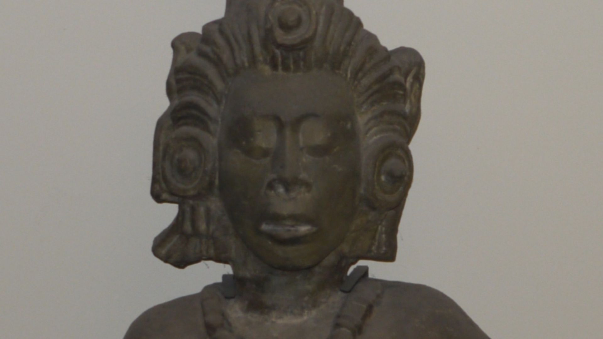 File:Cast of Maya maize god statue.JPG