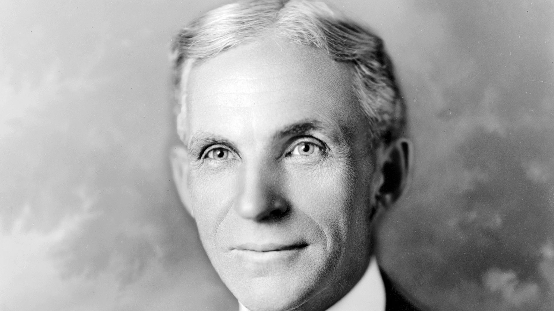 File:Henry ford 1919.jpg