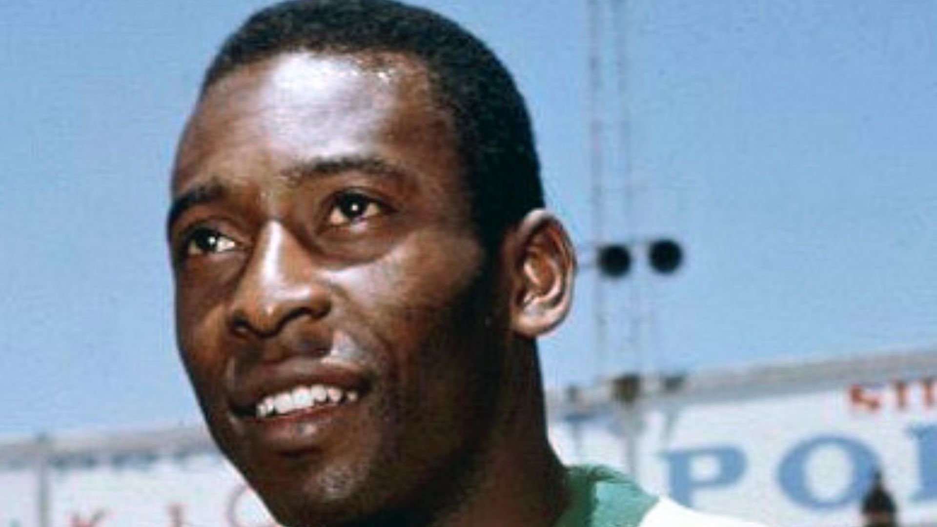 File:Pele con brasil (cropped).jpg