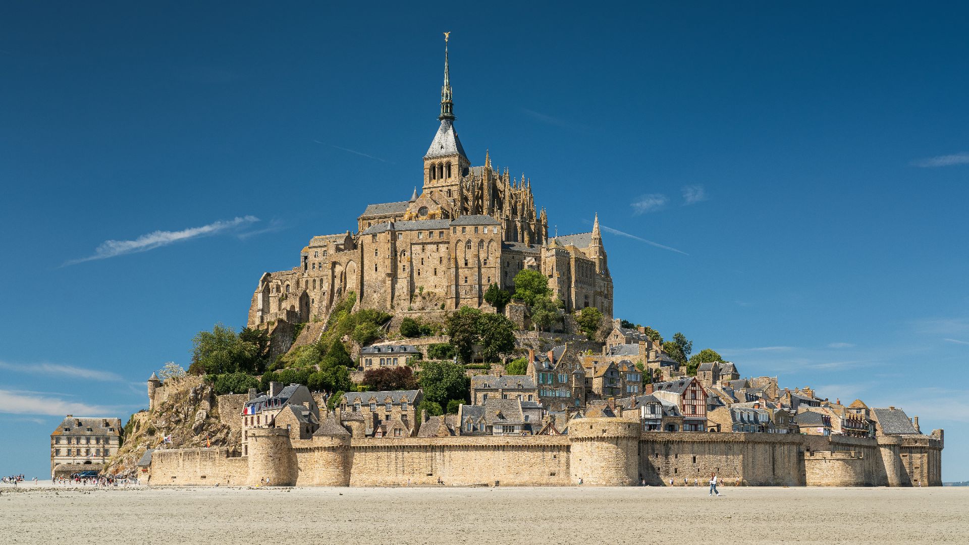 File:Mont St Michel in the afternoon.jpg
